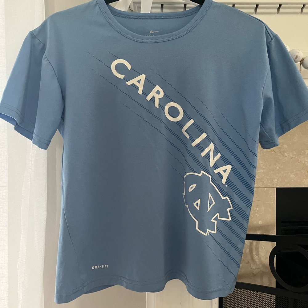 Carolina Nike tee - kids size M